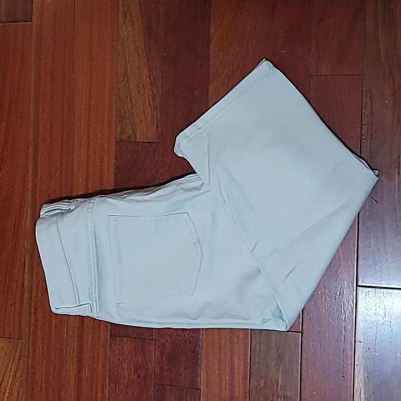 Talbots size 8 Capri jeans. - Picture 8 of 12